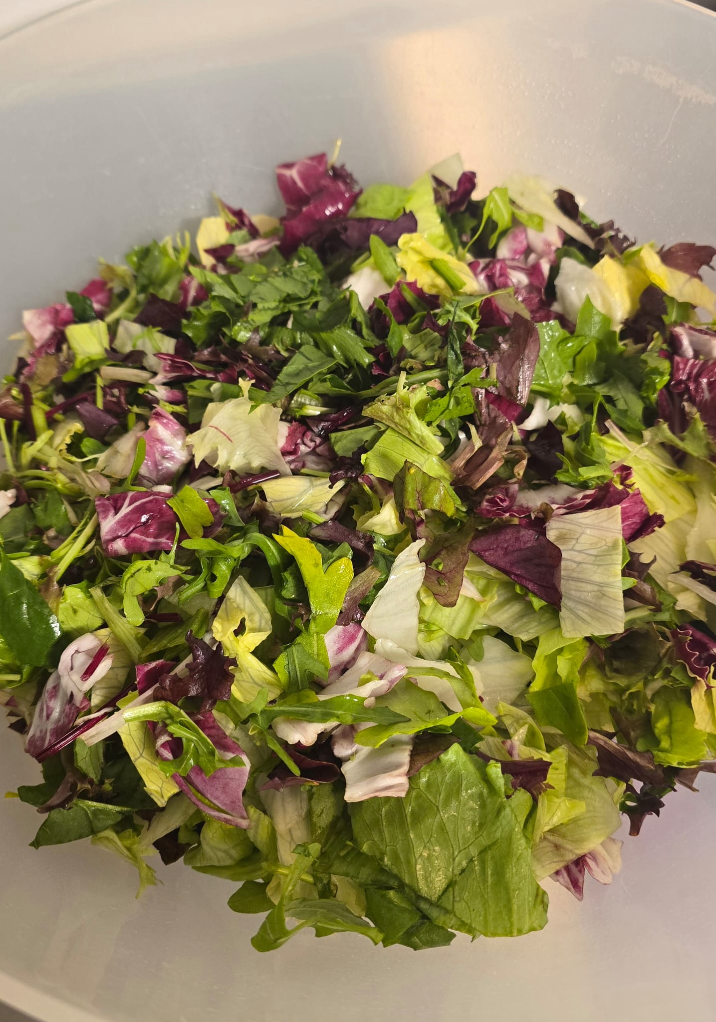 Bunte geschnittene Salatmischung